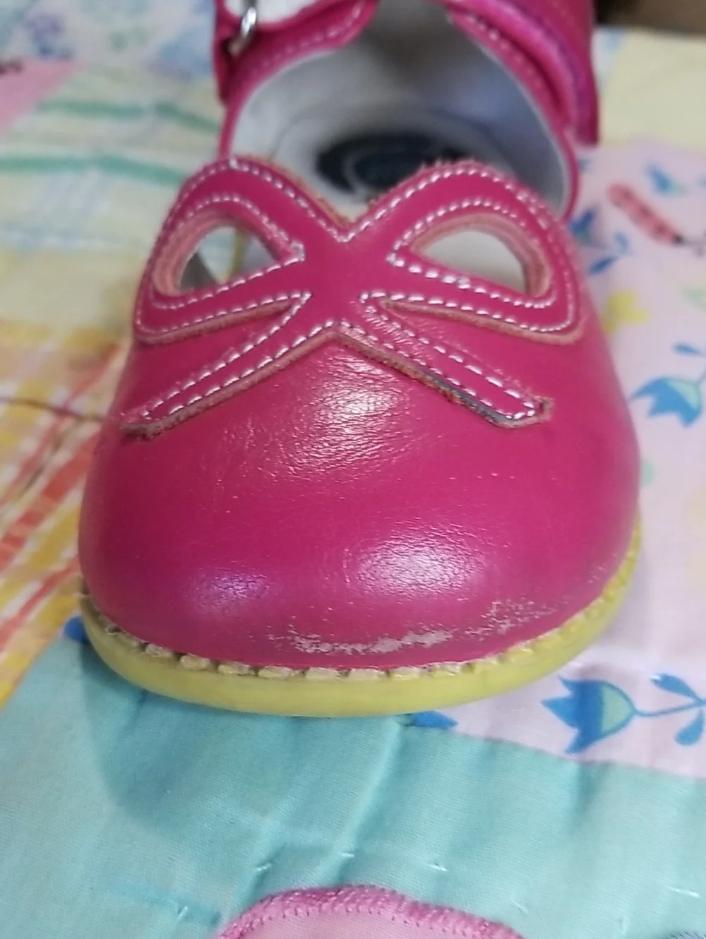 Livie & Luca Hot Pink Soft Leather Mary Jane Shoes with Bow Detail Size 10 Bows